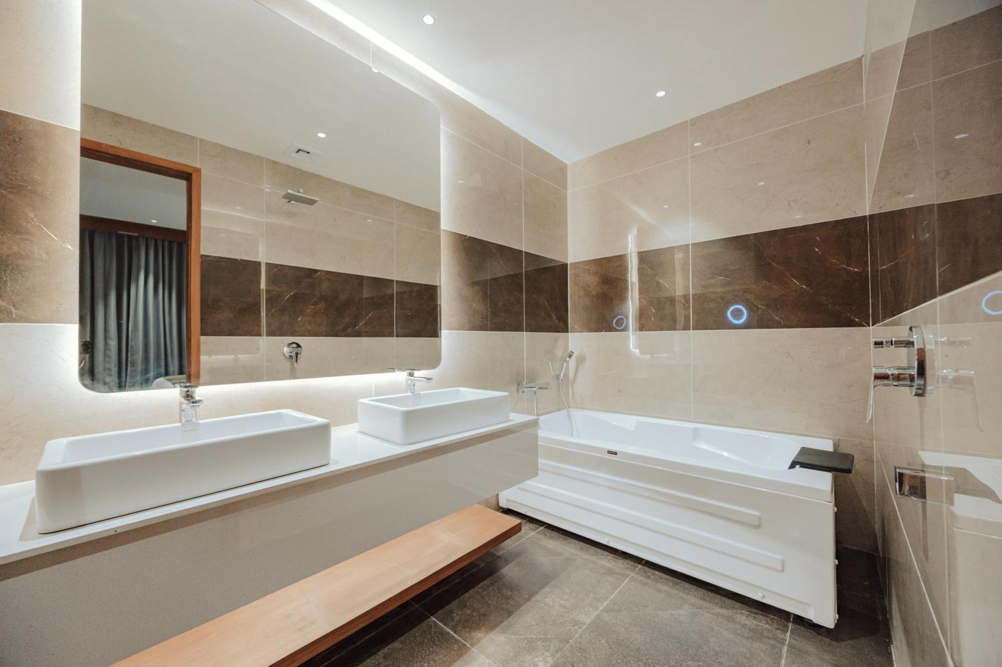 Wyndham Garden Sonipat Murthal Exterior photo